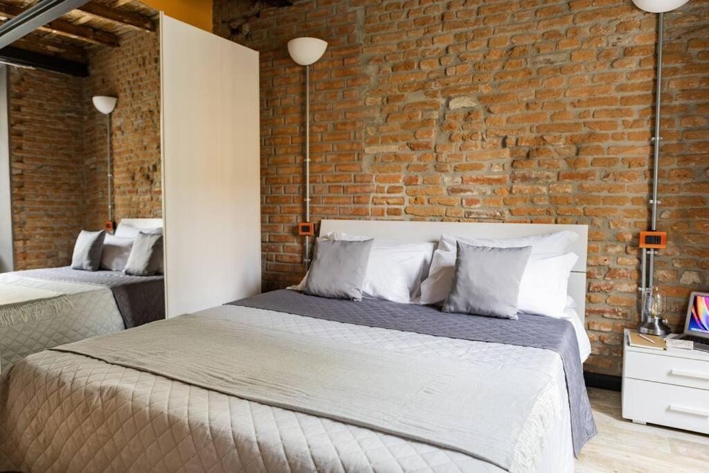 Canonica Brick Apartment Milano Exteriör bild