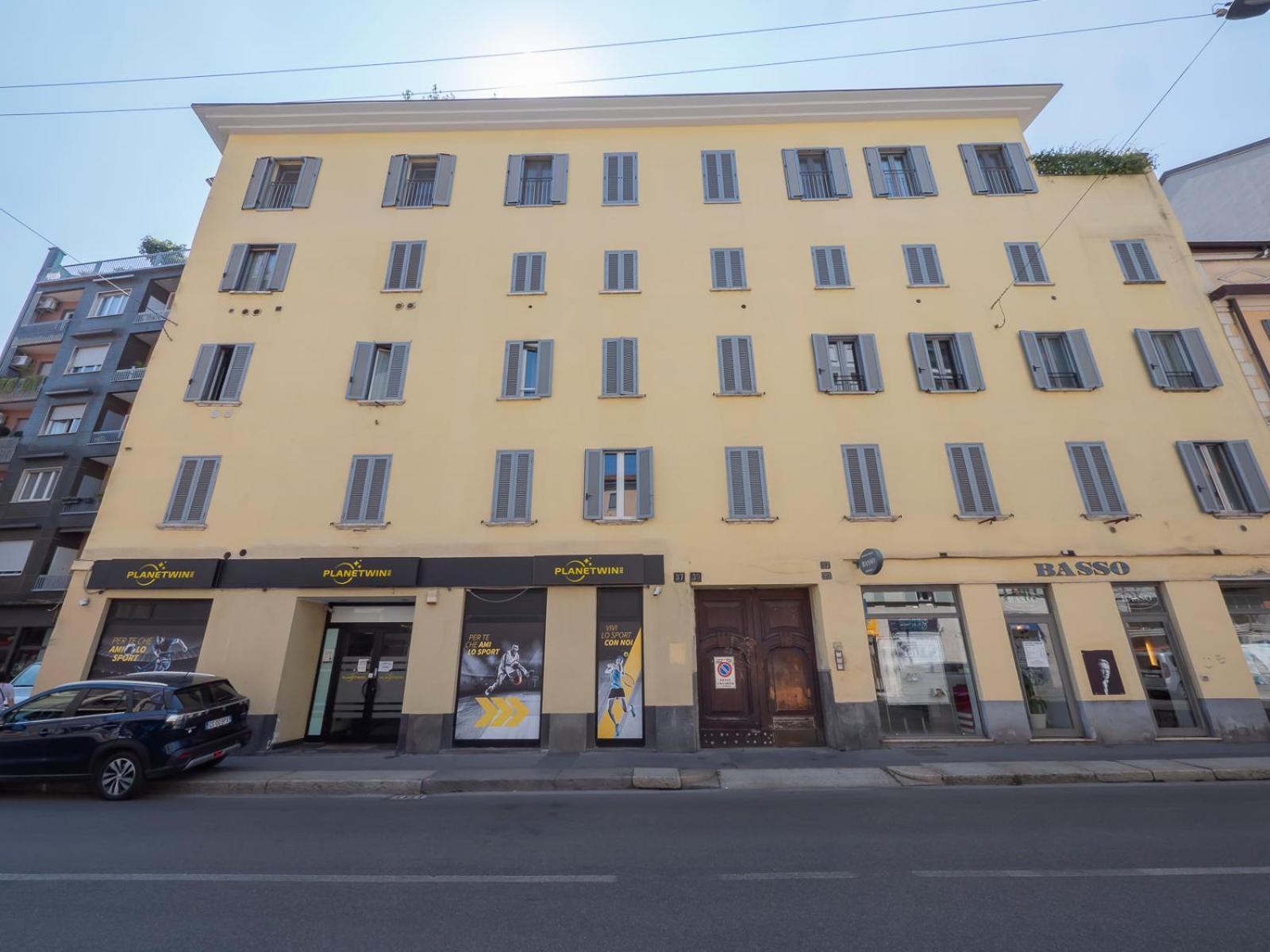 Canonica Brick Apartment Milano Exteriör bild